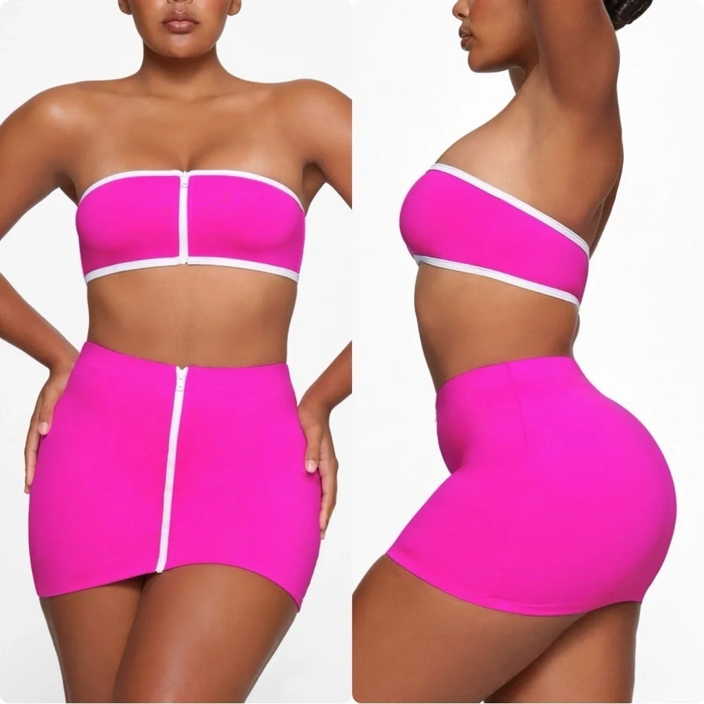 NWT SKIMS Size XS Swim Zip-Up Mini Skirt in Hibiscus